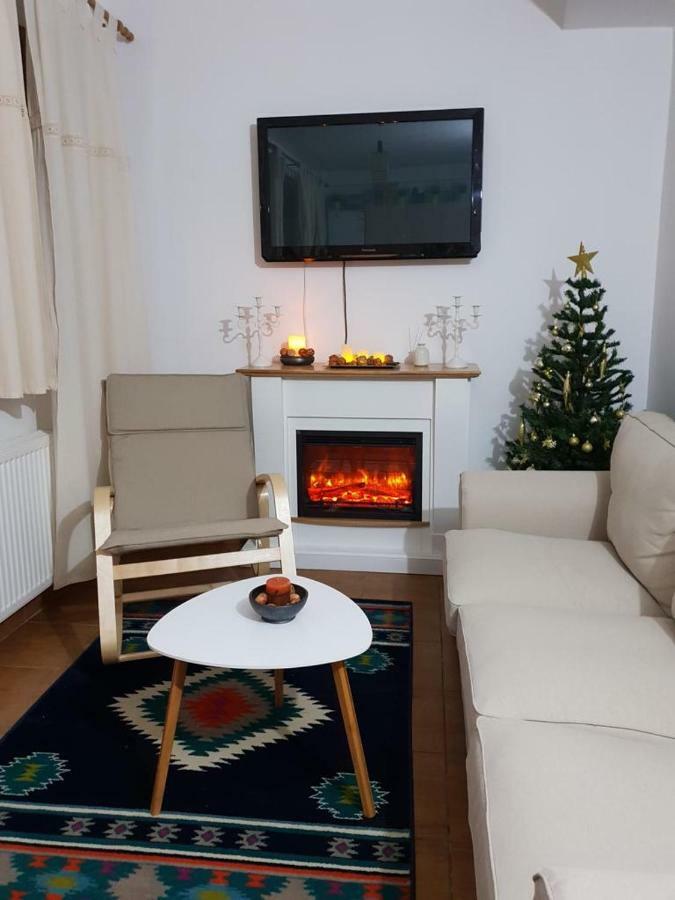 Fairytale Apartment Close To Bradu Ski Slope Пояна-Брашов Экстерьер фото